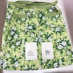 ‼️売り切りセール中‼️⭐️新品未使用⭐️ホットマン 花柄エプロンと刺繍タオルセット