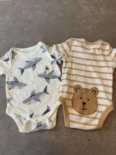 babyGap ロンパース 2枚セット 0-6ヶ月　ギャップ　ほぼ新品　くまけつのサムネイル