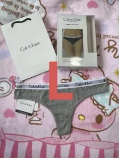グレー　Calvin Klein　Tバック　ショーツ タグ付き　新品