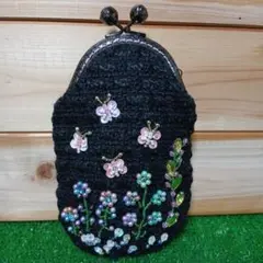 ハンドメイドがま口ポーチ ❣️めがねケ－ス ☘️❣️ビーズ刺繍