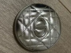 ディオールスキン フォーエヴァー グロウ ルミナイザー 05 ブルーストロボ