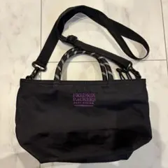 FREDRIK PACKERS ブラックショルダーバッグ