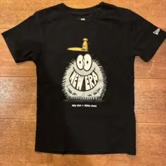 NEW ERA x KEVIN LYONS コラボ Tシャツ ブラックのサムネイル