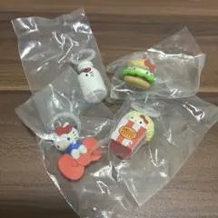 ハローキティ アメリカン 　ガチャ　めじるしアクセサリー　Sanrio