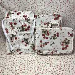 専用です☆PINK HOUSE ストロベリー刺繍 ショルダーバッグ　アイボリー 専用です☆PINK HOUSE ストロベリー刺繍 ショルダーバッグ アイボリー