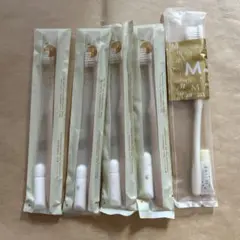 Item thumbnail for item 17d57f9c-3bd2-4065-887f-7770b85f099c