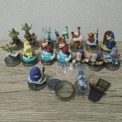【16個セット】ムーミン♡ペットボトルキャップ フィギュアコレクションのサムネイル