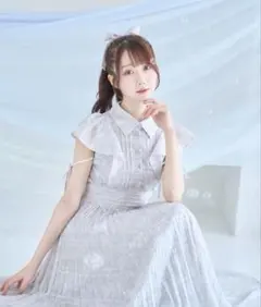 グレー プリーツ ワンピース