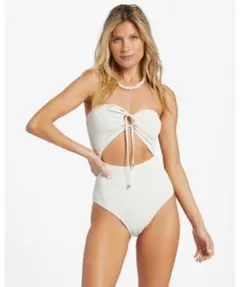 billabong ビキニのサムネイル