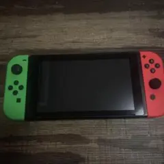 Nintendo Switch 本体 グリーンとレッド