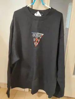 【新品未使用】GUESSスウェット