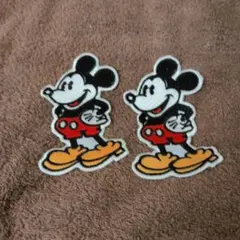 ミッキーマウス刺繍ワッペン2枚セット