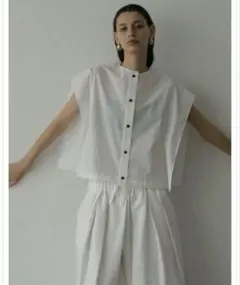 今季美品】デパリエ トリアセテートスラブ フレンチスリーブブラウス 