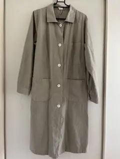 ベージュ スプリングコート シンプル