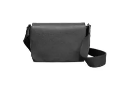 HushTug ハッシュタグ フラップミニショルダーバッグ 本革 ブラック