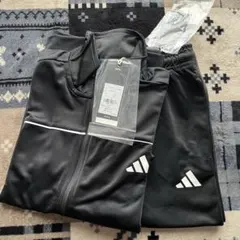 アディダスジャージ160センチ　上下セットアップ　新品未使用