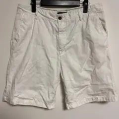 Nautica ホワイト ショートパンツ 34のサムネイル