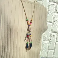 ハンドメイド ネックレス 多色 ビーズ 羽根のチャーム