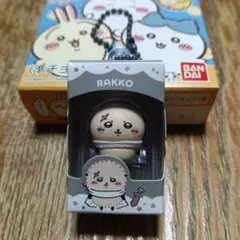 ちいかわ チョコボックス フィギュア 全9種　6.ラッコのサムネイル