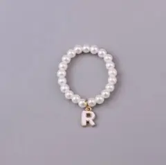 Labubu 10cmサイズ向け・イニシャル「R」付きミニネックレス