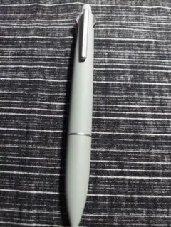 Lite touch ink搭載ジェットストリーム４&１グラスグリーン