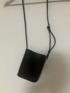 美品】ヌイトメル nuitomeruミニマルポシェット ショルダー BK - メルカリ