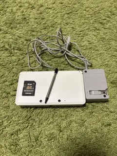 ニンテンドー3DS ホワイト 本体