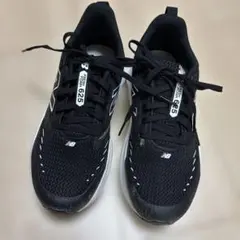 ニューバランス　キッズスニーカー　22.5㎝