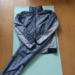 アディダスウインドブレーカー上下