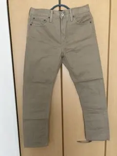 Levi's チノパン