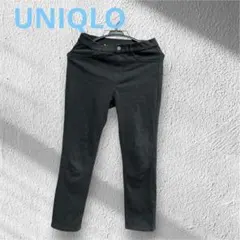 UNIQLO黒のスキニーパンツ