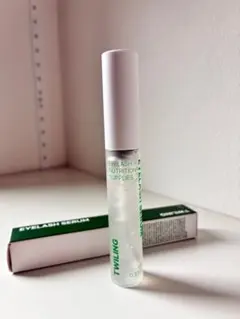 未使用に近い TWILING アイラッシュセラムのサムネイル