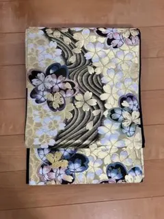 袋帯　桜　黒　金　フォーマル　正絹　成人式　結婚式　入学式