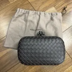 Bottega Veneta イントレチャート クラッチバッグのサムネイル