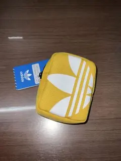アディダス　ミニポーチ(カラビナ付属) カラー:イエロー