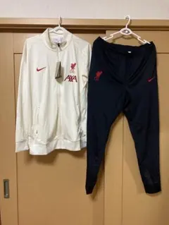 Nike リバプールFC ストライクトラックスーツ上下セット　新品　タグ付き　Ｌ