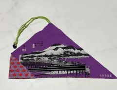 Item thumbnail for item 951f20b3-8fd4-4d80-bea9-9c2df15d95c4