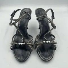 PRADA ビーズ装飾ストラップサンダル