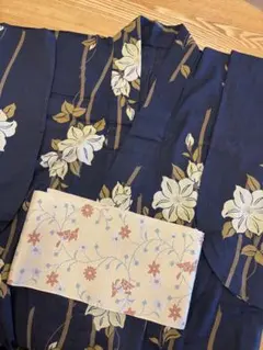 浴衣 ゆかた 白地にブルー 百合 ゆり 花柄 Mサイズ コットン100% Mです 浴衣 ゆかた 白地にブルー 百合 ゆり 花柄 Mサイズ コットン100% Mです