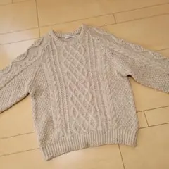 ロデオクラウンズ　ケーブルニットセーター