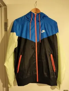 NIKE ウィンドランナーMサイズ