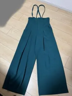 未使用　CECILMcBEE ダークグリーン サロペット Mサイズ