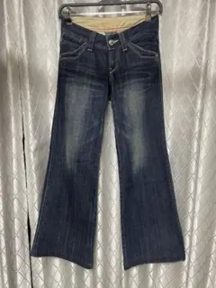 Y2K Levi’s ローライズブーツカットデニム