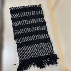 ストライプデザイン フリンジ付きマフラー