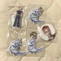 INI XQUARE カプセルトイ 池﨑理人 ミニアクスタ ミニ缶バッジ