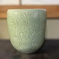 白山窯 山田正和 作 黄釉草花文 輪花大皿 共箱付 白山窯 山田正和 作 黄釉草花文 輪花大皿 共箱付 - メルカリ