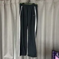 Nike ナイキ　トレーニング　エクササイズ　ウェア