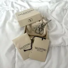 VALENTINO Vロゴ イヤーカフ SUGA着用モデル - メルカリ