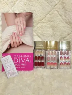 【未使用品】DASHING DIVA MAGIC PRESS ネイルチップ