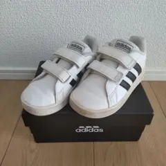 adidas ホワイト スニーカー ベルクロ　14cm
